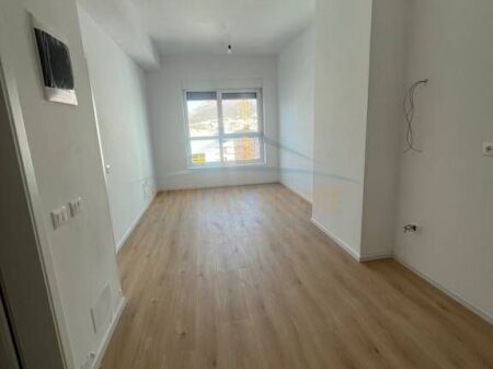 Apartment 1+1 for sale ali demi Kadiu complex