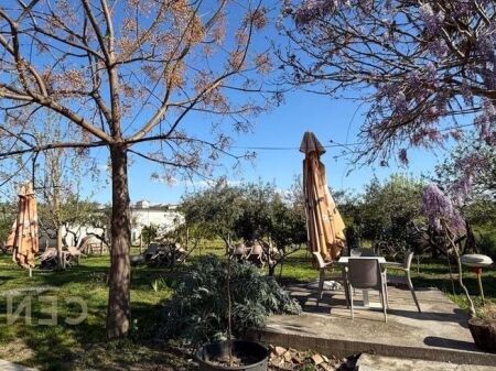 Agroturismo in vendita a Lalz