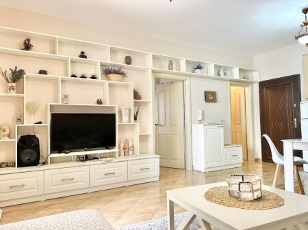 Apartament 2+1 per qera ne Astir