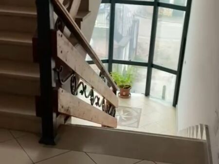 Studio apartment with separate kitchenette for rent on "Stavri Themeli" Street, behind Globe