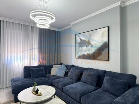 Shitet, Apartament 2+1, Yzberisht