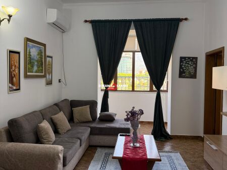 Apartament 1+1 me kuzhine me vete me qera ne bllok ne afersi te kinema Agimi ne Tirane (ID 4219230)