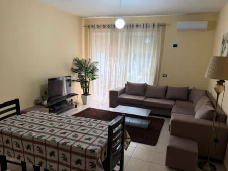 JEPET APARTAMENT 2+1+2+BLK ME QERA TE LIQENI I THATE 55.000 LEKE