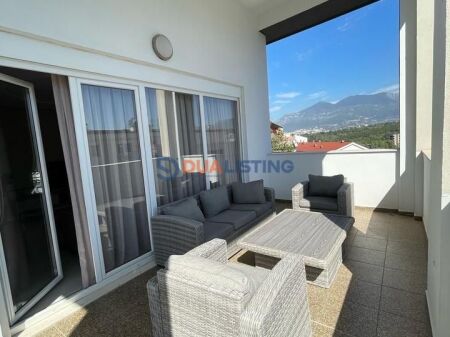 Japim e qira Apartament 3+1+post parkimi tek Liqeni i Thate!