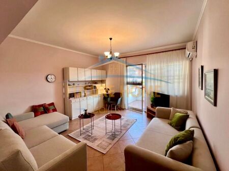 2+1 for Rent at "Dinamo" Stadium – Separate Kitchen & Parking! 
