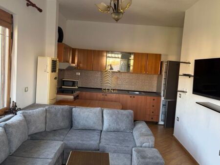 Qira, Hyrje Private 2+1+Blk, Laprake, 45,000 Lek/Muaj