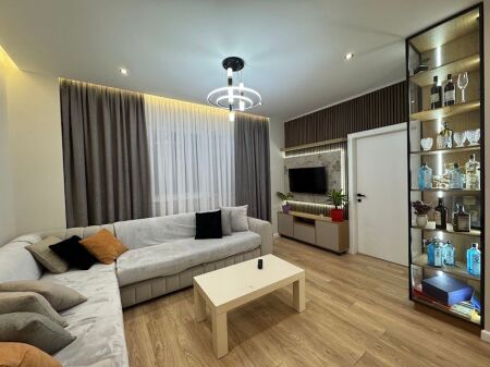JAPIM ME QIRA APARTAMENT 2+1 PRANE ELEONORES!