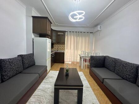 JEPET APARTAMENT 2+1+2 ME QIRA NË FRESK
