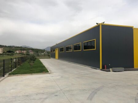  Warehouse for Rent with Location in Prush!