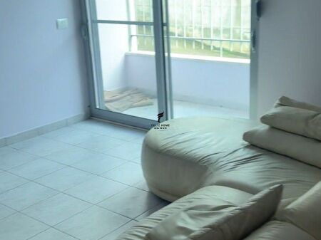 VENDESI APPARTAMENTO 2+1 GIARDINO ZOOLOGICO 155.000 EURO FH-68450