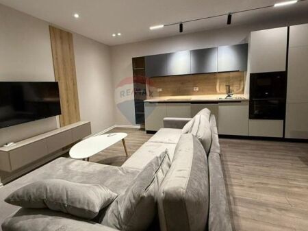 Apartament - Për Shitje - Komuna e Parisit, Tiranë(ID: 530481001-1310)