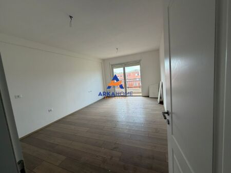 APPARTAMENTO IN AFFITTO 2+1 "VILA L 2" 370 EURO