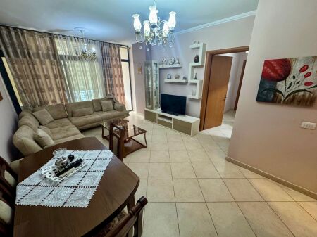  QERA Apartament 2+1 Yzberisht, Prane Big Market 