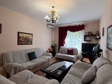  Shitet Apartament 3+1 – Myslym Shyri