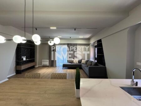 Appartamento 2+1+2 in vendita Tirana Garden Building, Via Kavaja