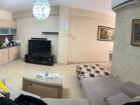  Jepet me qera apartament  Rruga Jordan Misja