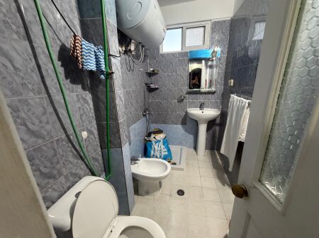 1+1,i mobiluar pallat i ri me ashensore,rruga bardhyl,bar oslo,450 mije leke