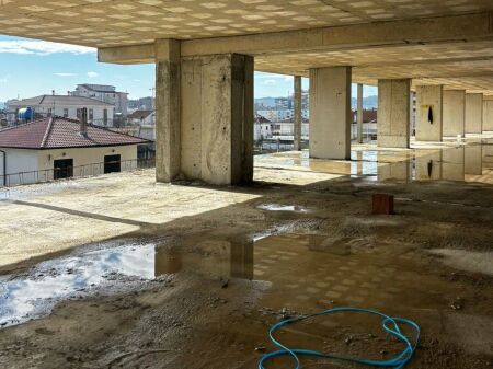 Shitet Apartament 1+1 te Kompleksi Vanetino 4 ne Kamez