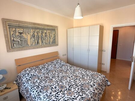 VENDESI APPARTAMENTO 2+1 EX ZONA DELLA POLIZIA DURRËS
