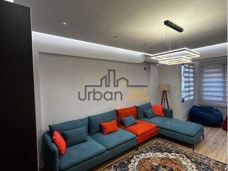 Affitto, Appartamento 2+1+2, 21 Dhjetori, Tirana - 1000€ | 120 m²