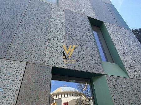 LOCALE COMMERCIALE 440 M2 IN AFFITTO PRESSO ATTI TOWER 12.320 EURO