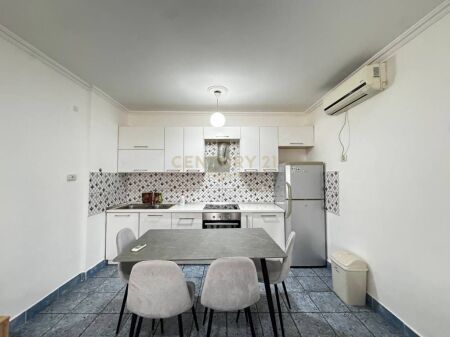 AFFITTO CASA PRIVATA FRONTE STRADA A DON BOSCO! 550 € /Mese