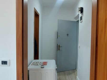 Studio apartment for rent Kavajës Street
