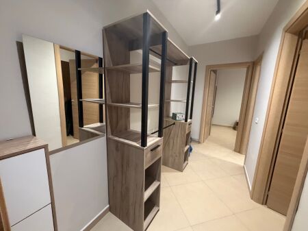 2+1,arredato per la prima volta,via peti lago secco,650 euro
