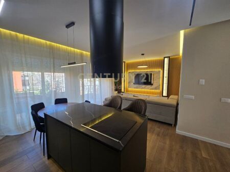 LUXURY APARTMENT 2+1+2+ PARKING SPACE FOR RENT NEAR THE BOTANICAL GARDEN! 1,200 € /Month