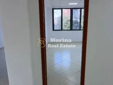 Affitto | Locale Commerciale | Via Dritan Hoxha | 1500 €/mese