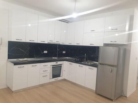  Appartamento 3+1 in affitto a Kombinat