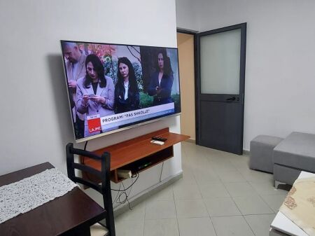 Apartment 2+1 for rent Myslym Shyri 55,000 Leke