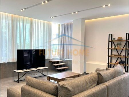 Villa Attaccata+Guest House in Vendita, Green Coast Residence