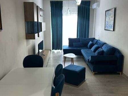 Appartamento moderno 1+1 in affitto al Kompleksi Eshli! Brryli