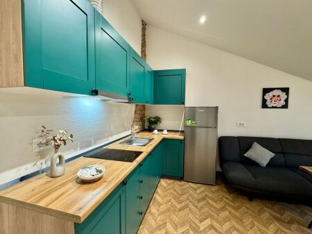 Apartament me Qira në Komuna e Parisit - 600 EUR