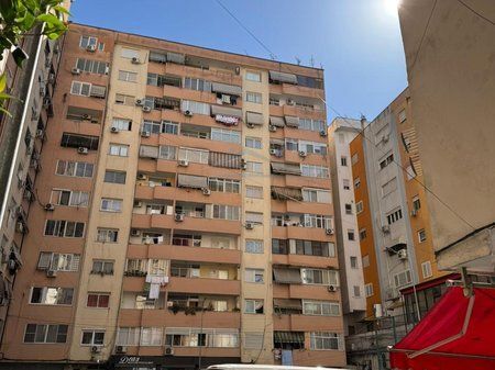 SHITET AMBIENT BIZNESI,KOMUNA E PARISIT