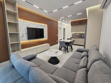  Appartamento moderno 2+1 in affitto – Zogu i Zi