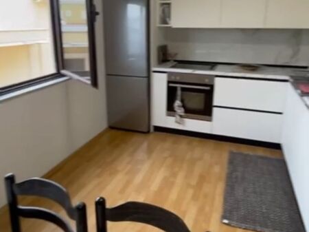 APT 5 CAMERE + 2 BAGNI IN SPIAGGIA DURRËS