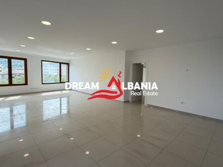 Locale commerciale in affitto, vicino a Delijorgji (ID 42611424)