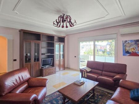 Apartament 2+1+2 me qira , Blloku