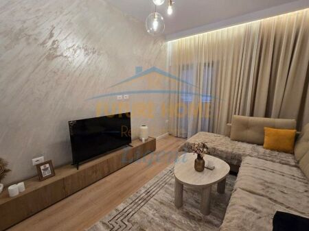 Qera, Apartament 2+1, Qendër, Tiranë.