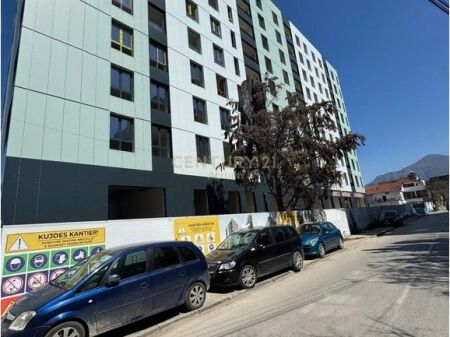  VENDESI APPARTAMENTO 1+1 IN VIA BESA VICINO AL NUOVO BOULEVARD