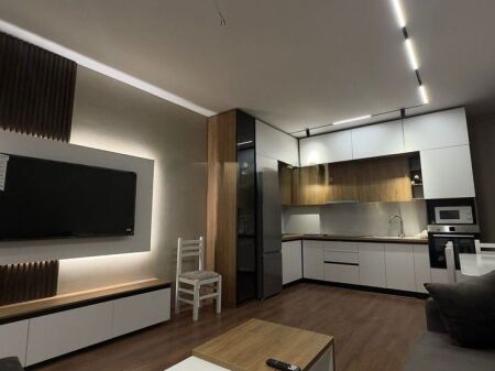 Jepet me qera Apartament 2+1 Unaza e Re