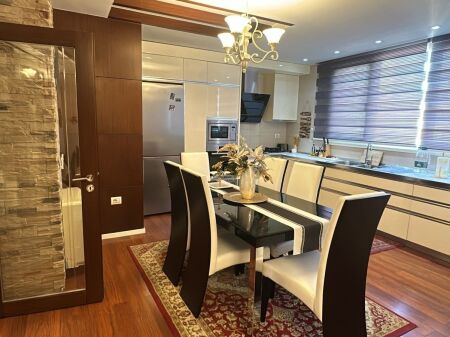 VENDESI APPARTAMENTO 2+1+2 BRYLL 280.000 EURO FH-68851