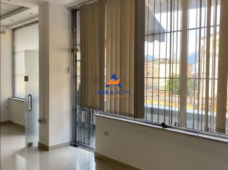 SHITET DYQAN 70M2 "TEK VILA GOLD" 187000 EURO