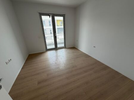 Apartament 2+1+2 per shitje tek Univers City