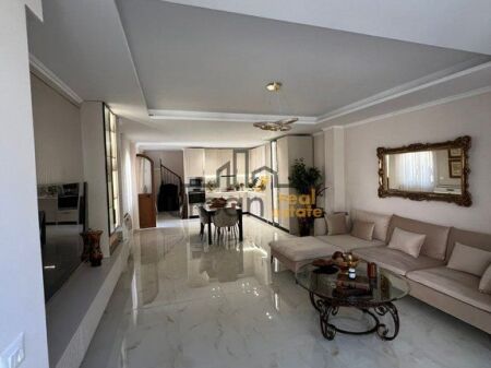 Affitto, Villa 2 Piani, Xhamllikun, Tirana - 2000€ | 150 m²