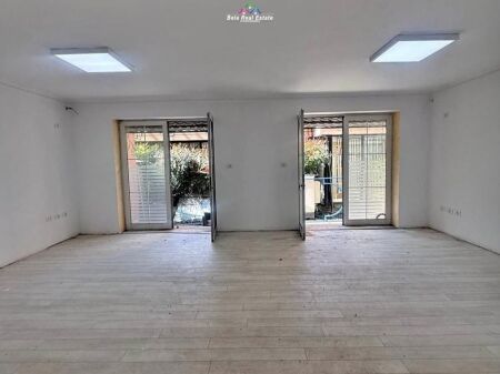 Negozio in Affitto a 21 Dhjetori (ID BD21870) Tirana