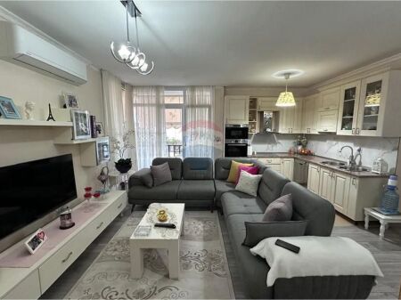 Shiten Apartament 2+1+2 te Kopeshti Botanik