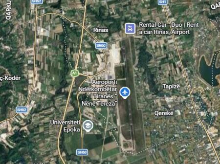 Terreno fronte strada in vendita vicino all'Aeroporto Rinas Tirana (ID 4191013)